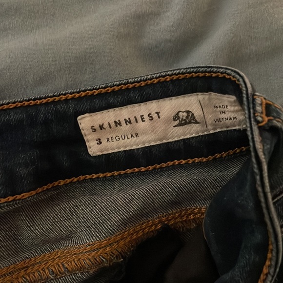 Bullhead Jeans - Picture 3 of 5